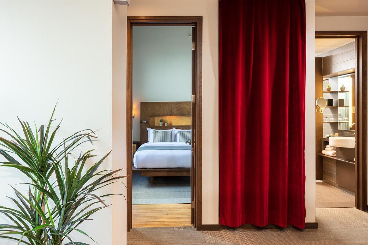 Hotel 71 By Preferred Hotels & Resorts Quebec City Bagian luar foto