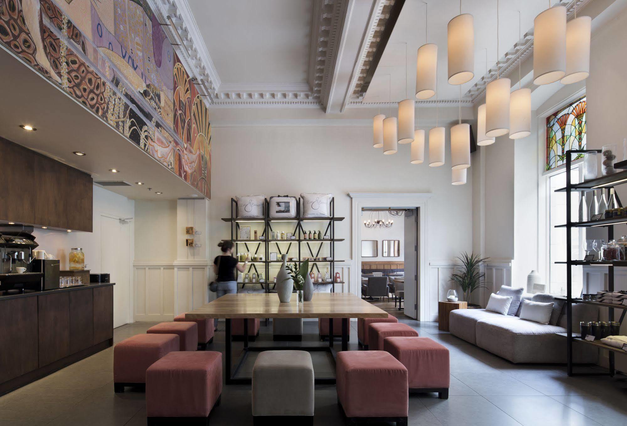Hotel 71 By Preferred Hotels & Resorts Quebec City Bagian luar foto